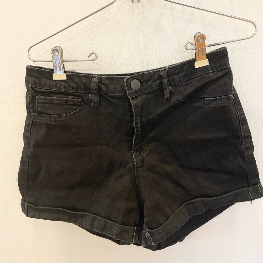 YMI - High Rise Black Shorts
